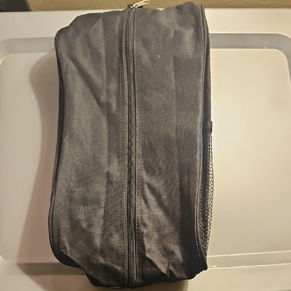 Clarks Black Travel Shoe Duster